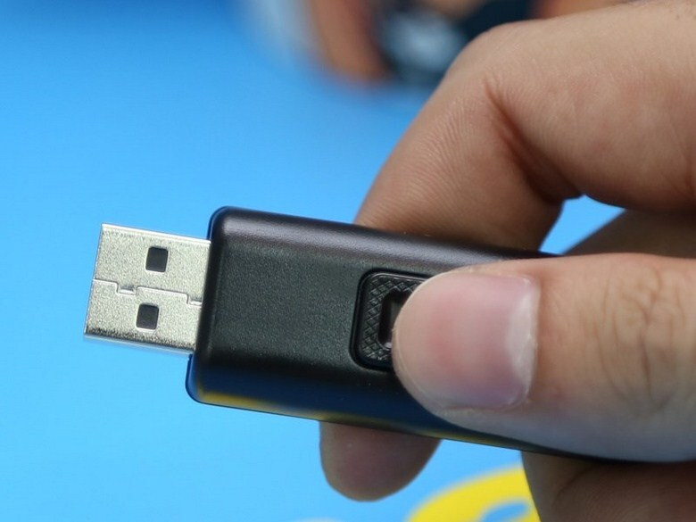 USB 2.0 8 GB Apacer AH328 USB 2.0 8 GB Apacer AH328