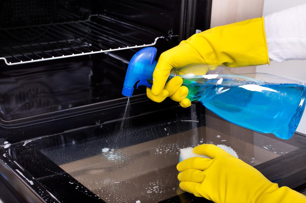 6 cách vệ sinh lò nướng sạch bong bằng vật dụng gia đình quen thuộc
