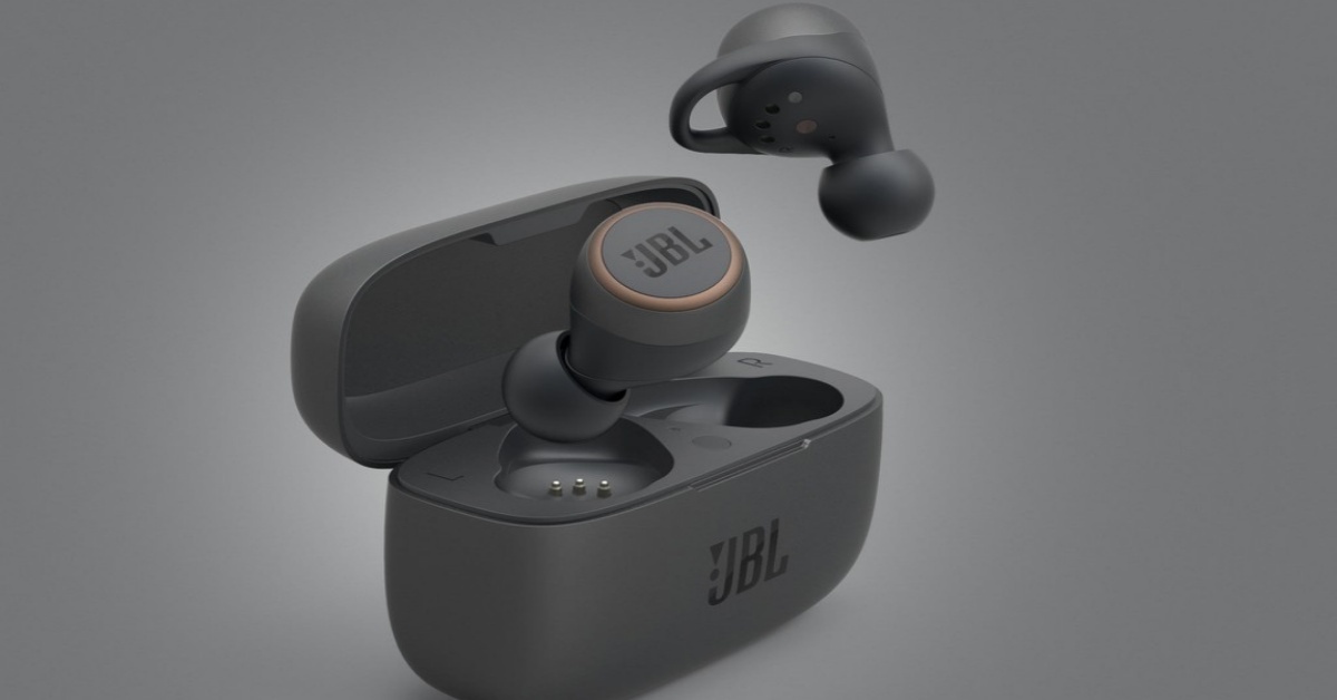 Đánh giá chi tiết về tai nghe JBL Live 300TWS