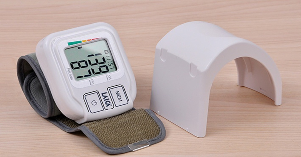 Máy đo huyết áp điện tử là gì? Loại nào tốt nhất?