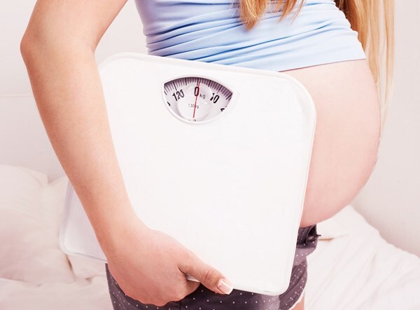 Mẹ bầu tăng cân như thế nào là hợp lý?