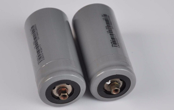 Pin Lithium sắt photphat là gì, có bền không, ưu nhược điểm hoạt động