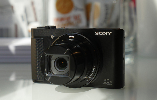 Sony CyberShot HX90 – đối thủ “đáng gờm” của Panasonic TZ70