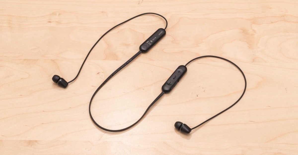 Tai nghe In-ear không dây WI-C200: Mang đến nhiều sự tiện lợi cho bạn!