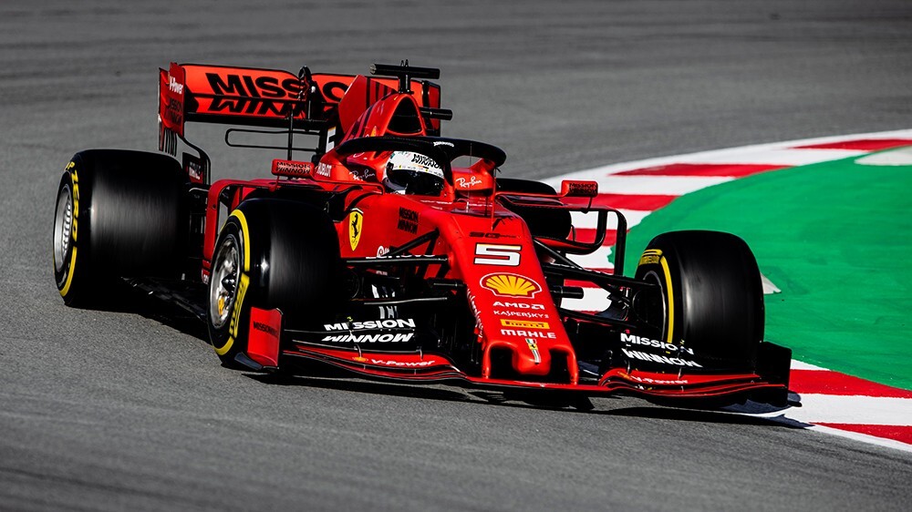 Thông số kỹ thuật xe Ferrari SF90 F1: Thiết kế, Tính năng, Động cơ
