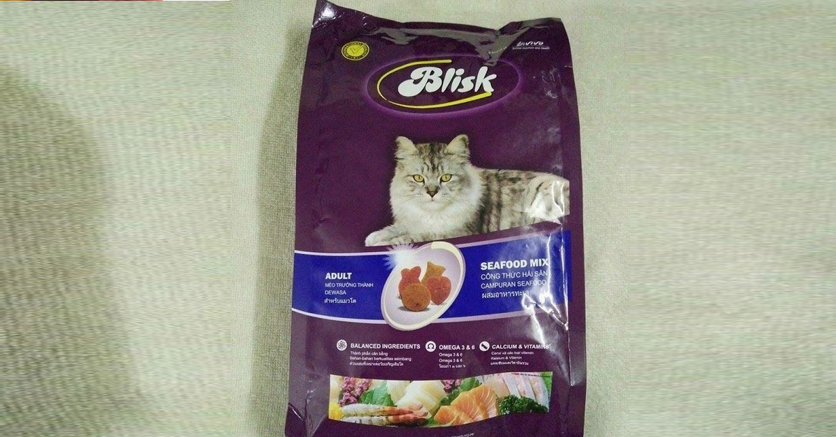 Thức ăn cho mèo Blisk của nước nào? Có tốt không?