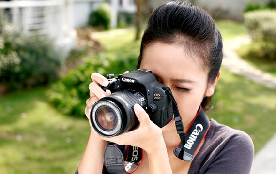 TOP 5 máy ảnh DSLR để làm “phó nháy” cho nàng