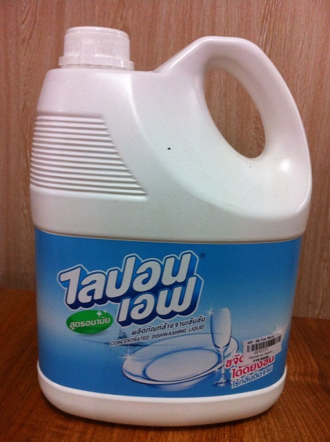 dầu rửa bát thái