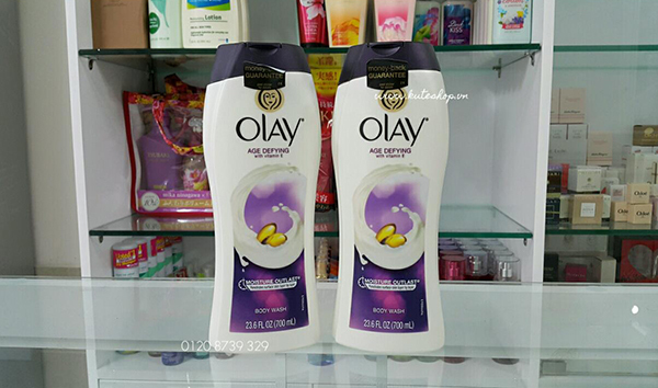 Sữa tắm chống lão hóa Olay Age Defying with Vitamin E 700ml