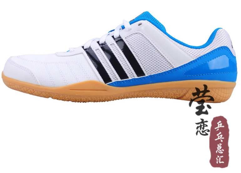 Thiết kế giày bóng bàn Adidas tinh tế, phong cách và cá tính