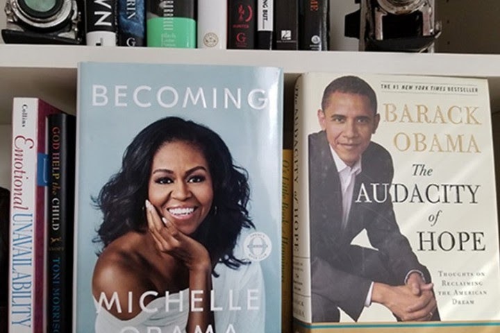 Cuốn tự truyện 'Becoming' giúp vợ chồng bà Michelle Obama trở thành tỷ phú