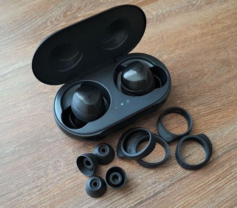 tai nghe không dây samsung galaxy buds