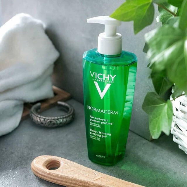 sữa rửa mặt vichy