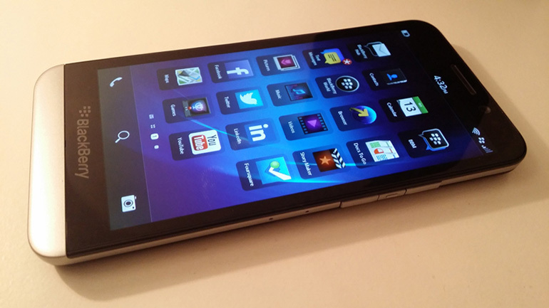 điện thoại blackberry z30