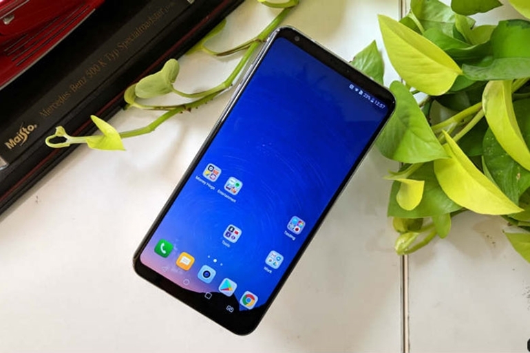 điện thoại lg v30 plus