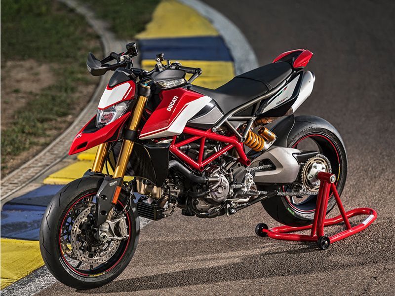 Ducati Hypermotard 950 RVE đã được công bố giá bán  Motosaigon