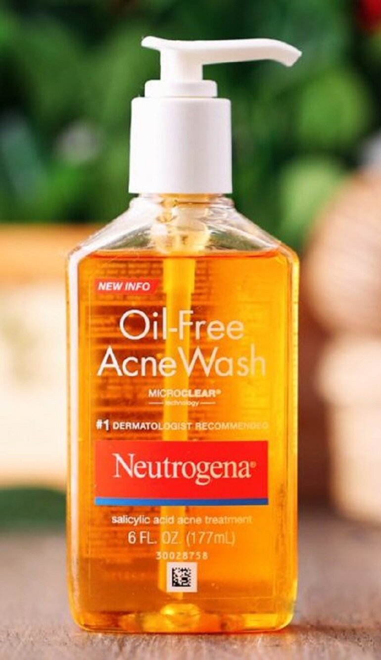 Sữa rửa mặt trị mụn Neutrogena-oil free