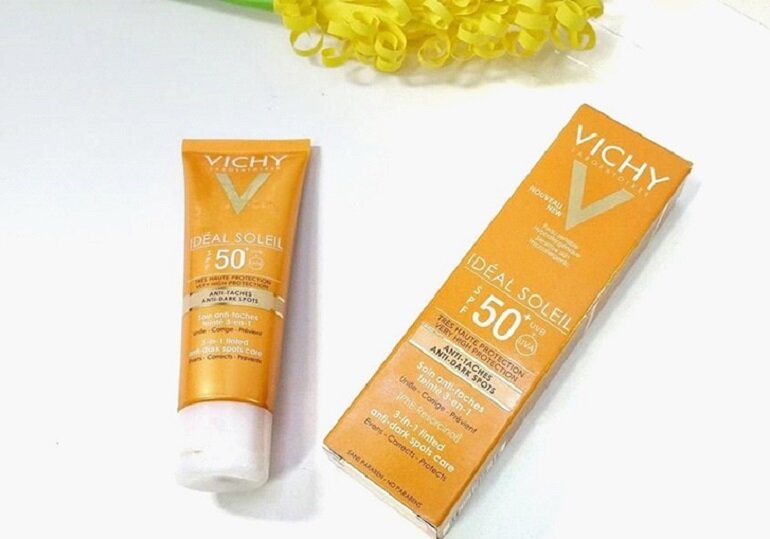 Vichy Ideal Soleil 3 in 1 Tinted Anti Dark Spots Care SPF 50+