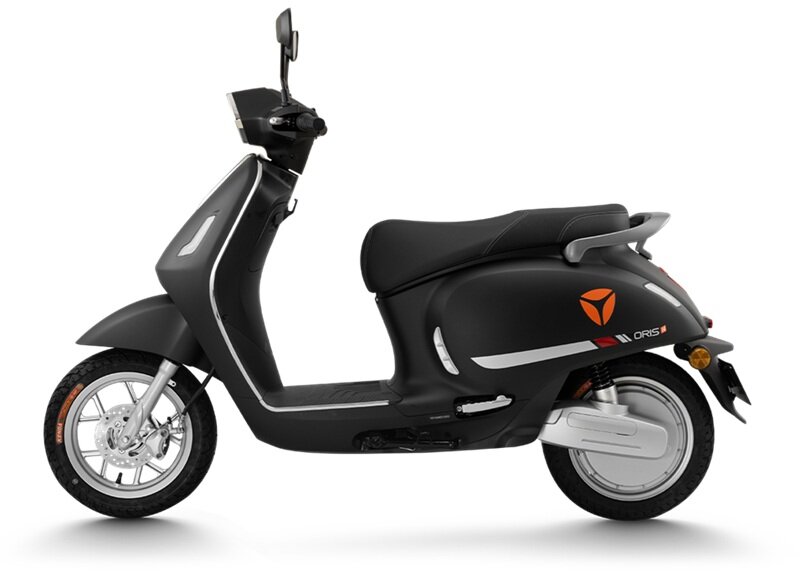 Xe máy điện Yadea Oris H trang bị hiện đại, pin lithium tới 120 km/lần sạc, giá rẻ