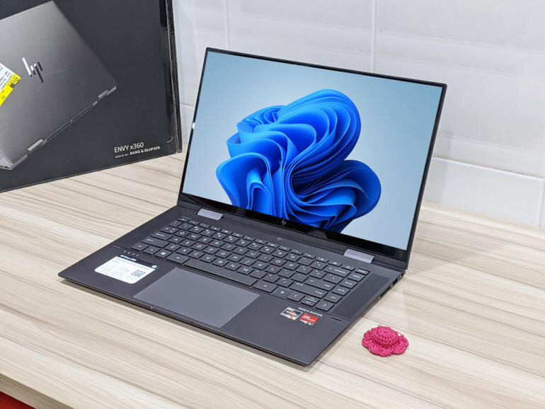 Laptop HP Envy x360 15M-EU0033DX