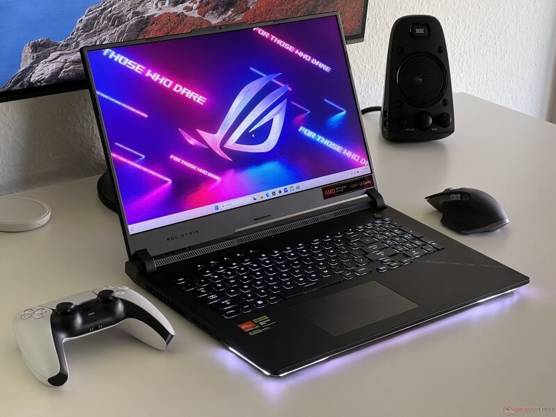 Asus ROG Strix Scar 17 X3D: Laptop gaming mạnh mẽ với công nghệ 3D V-cache!