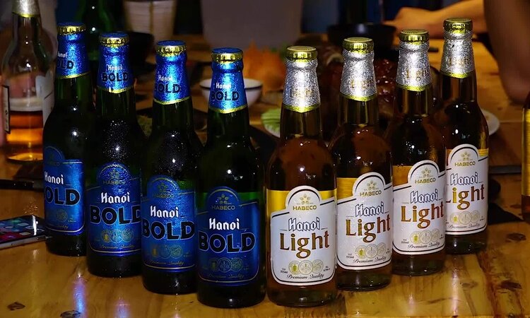 Không dùng chung bia Hanoi Light với rượu