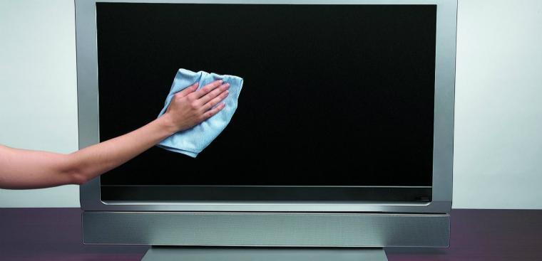 vệ sinh màn hình tivi led