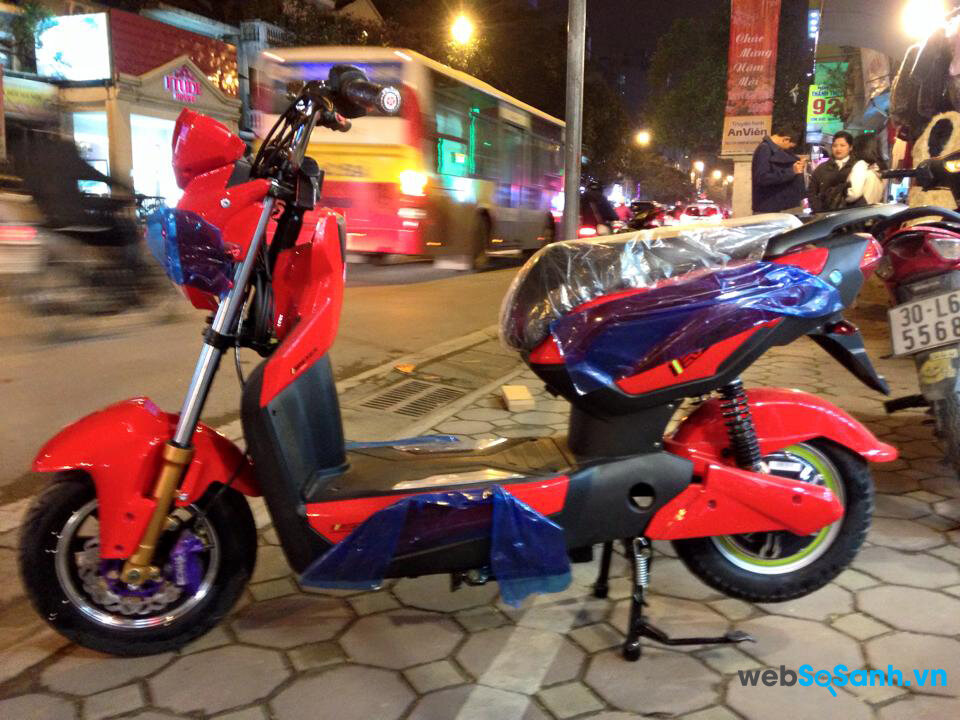 Zoomer - X5 là chiếc xe có tốc độ lên đến 90 km/h