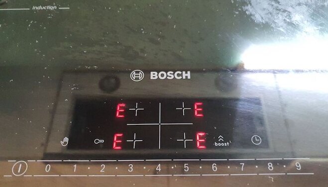 Bếp từ Bosch báo lỗi e