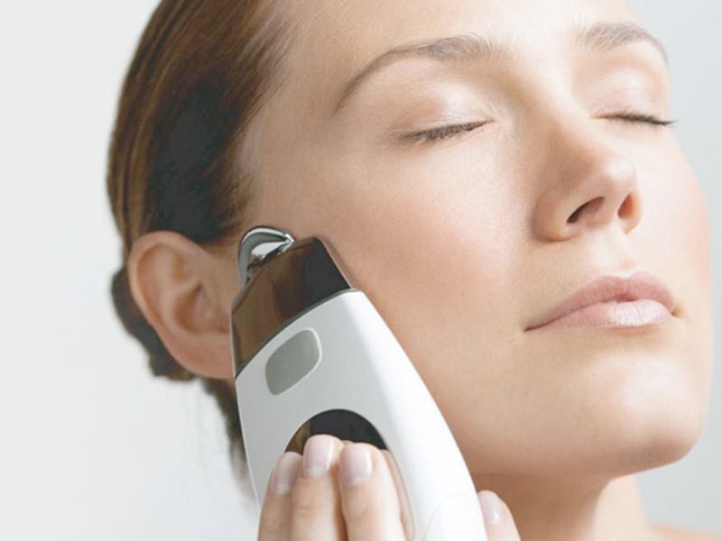 Máy massage mặt loại tốt