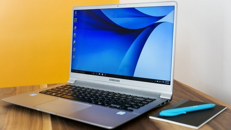 Alt + Caption: Có nên mua laptop của thương hiệu Samsung? 