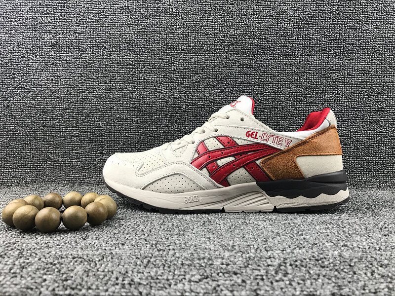 Asics cực kỳ nổi danh trong giới giày thể thao chuyên nghiệp