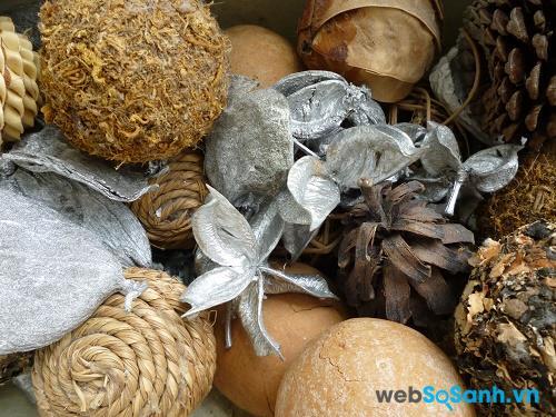 Hỉnh ảnh chụp ở tiêu cự 28 mm, khẩu độ f/3.1 và ISO 100 Hỉnh ảnh chụp ở tiêu cự 28 mm, khẩu độ f/3.1 và ISO 100