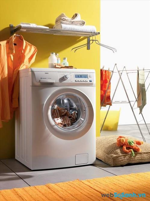Máy giặt Electrolux có giá thành cao hơn các sản phẩm khác cùng loại