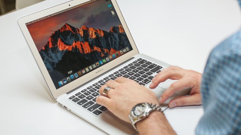 Đánh giá Macbook Air 13 128GB 