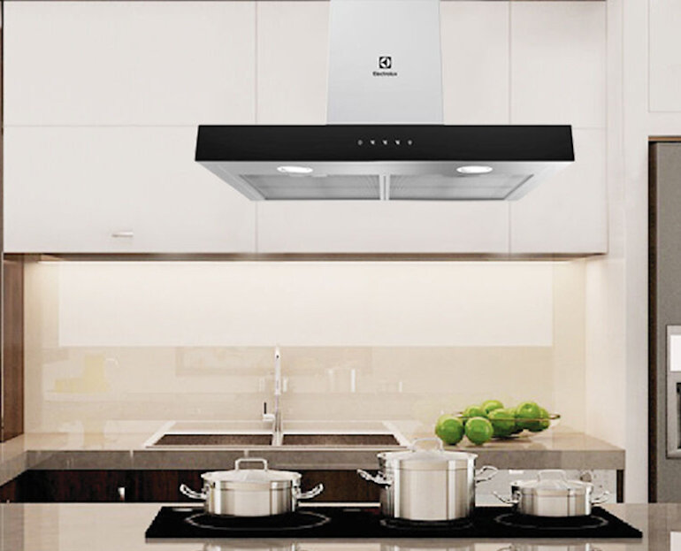 Máy hút mùi Electrolux EFC735SAR có thiết kế sang trọng