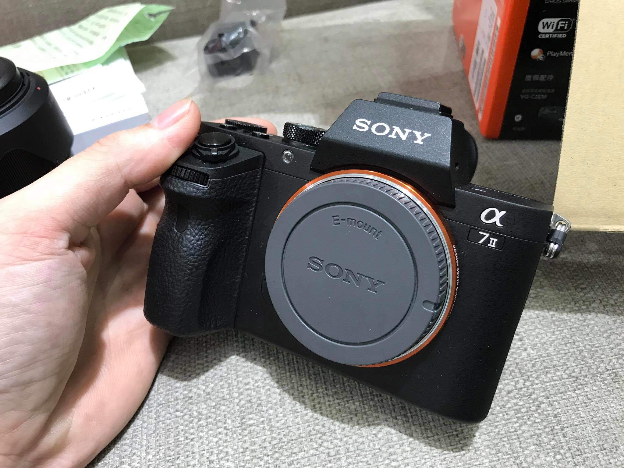 Chiếc máy ảnh không gương lật của Sony ở vị trí thứ 14