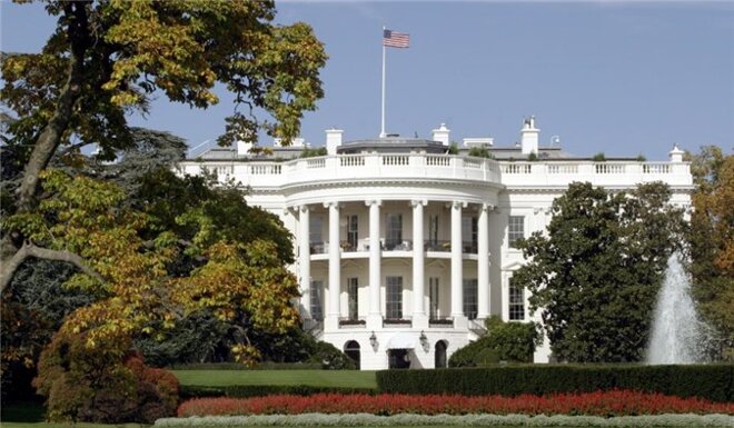 999_WhiteHouse_01