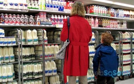 Lựa chọn sữa bột trẻ em cần phải chú ý đến hạn sử dụng