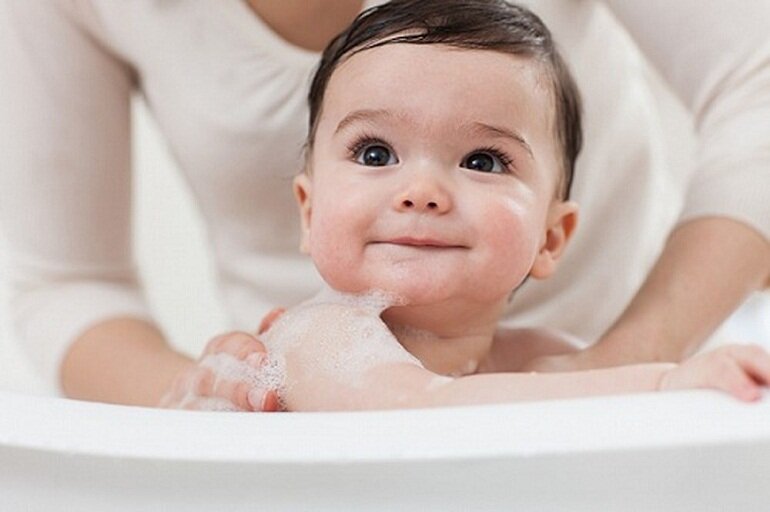 Chậu tắm tốt và an toàn sẽ mang đến cho bé yêu những trải nghiệm thú vị