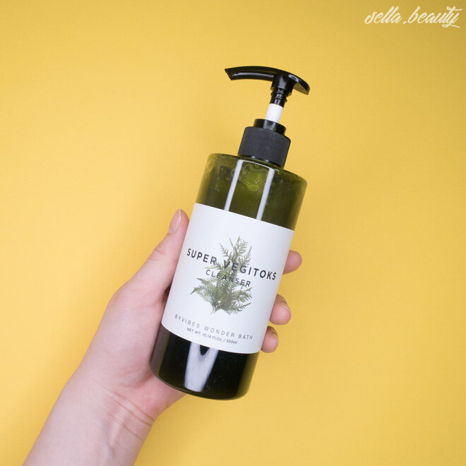 Sữa rửa mặt Super Vegitoks Cleanser chỉ có 2 thành phần có nguy cơ gây kích ứng da, còn lại là những thành phần chiết xuất từ rau củ quả rất lành tính