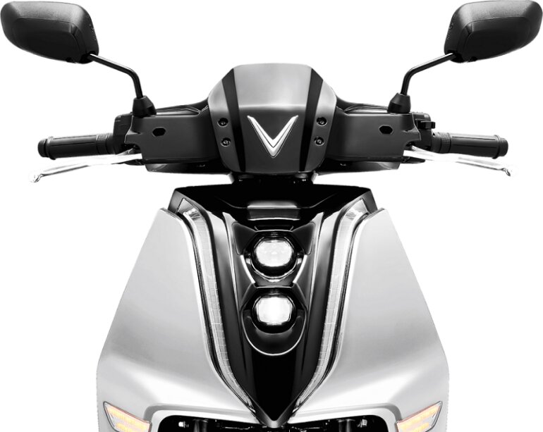 Ra mắt xe máy điện VinFast 