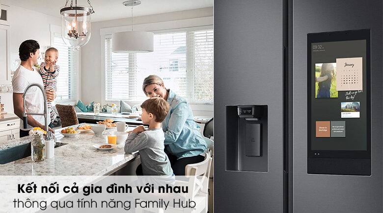 Tủ lạnh Samsung RS64T5F01B4/SV kết nối cả gia đình thông qua màn hình trên tủ lạnh Family Hub