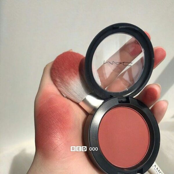 So sánh phấn má MAC và Nars