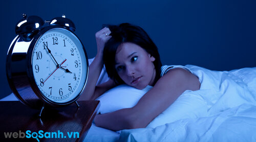 Phân biệt chứng mất ngủ cấp tính và chứng mất ngủ mãn tính | websosanh.vn