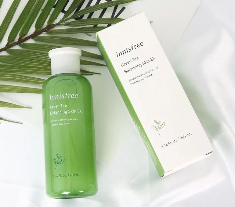 Toner cho da hỗn hợp thiên dầu Innisfree Green Tea Balancing Skin EX