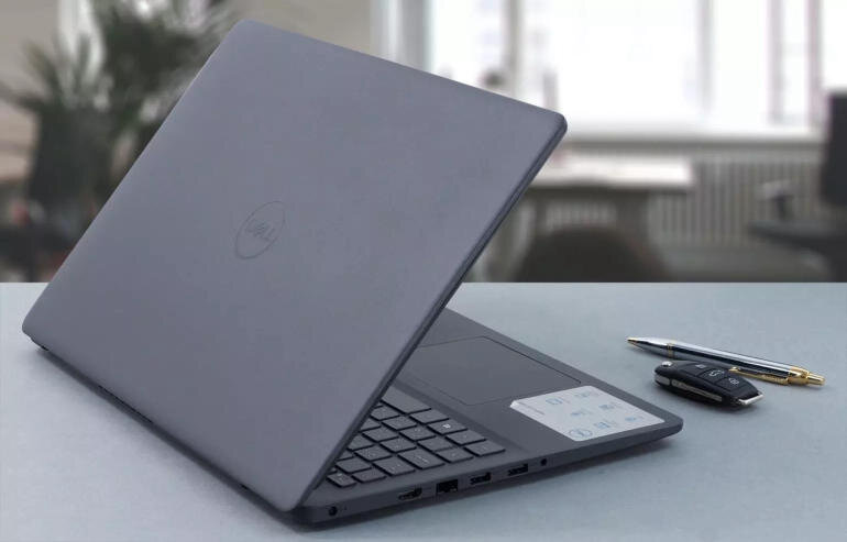 Laptop  Dell Inspiron 3511 core i5