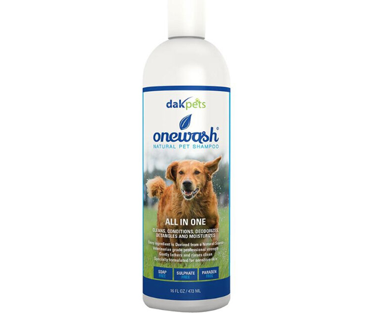 Dakpets dog shower gel