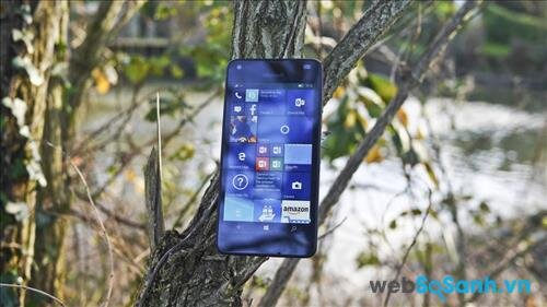 Lumia 550 được cài sẵn Windows 10 Mobile