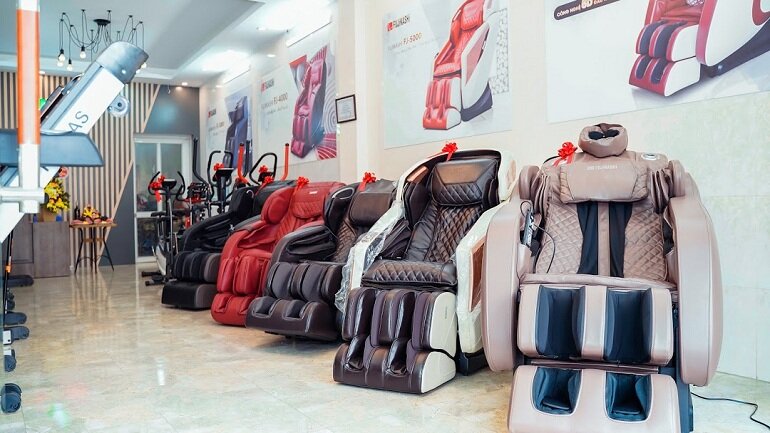 Nên chọn cửa hàng bán ghế massage có chế độ bảo hành tốt
